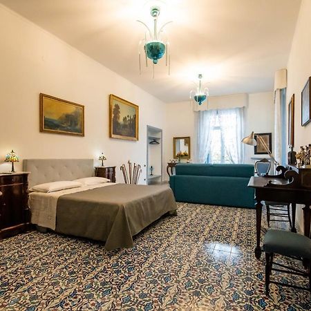 D'Angleterre Guest House Salerno Exteriér fotografie